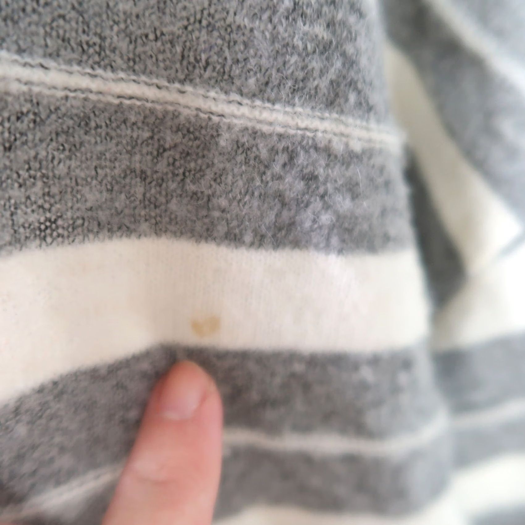 Allsaints ALLSAINTS Sweater Womens S Grey and Cream Striped Alpaca Wool Blend Size S / US 4 / IT 40 - 7 Thumbnail