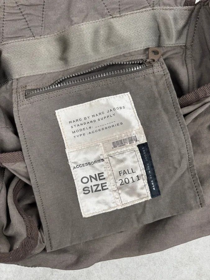 Marc Jacobs AW2011 Marc Jacobs Khaki Military Crossbody Bag Size ONE SIZE - 11 Thumbnail