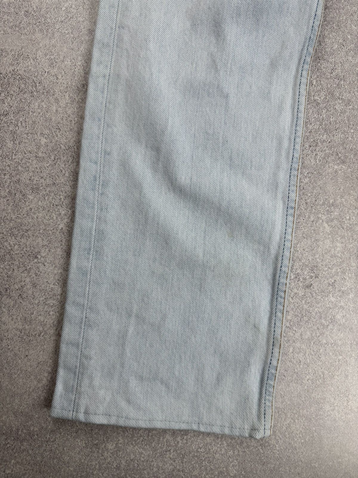 Levi's Vintage Levis Blue Denim Jeans Men’s Size 29x34 Size US 29 - 3 Thumbnail