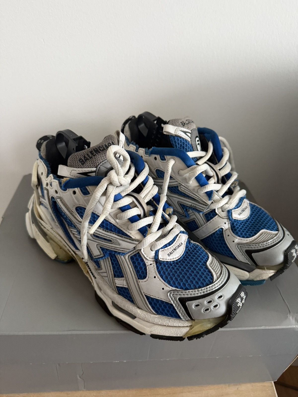 Balenciaga Balenciaga 37 eu Size US 7 / EU 40 - 1 Thumbnail
