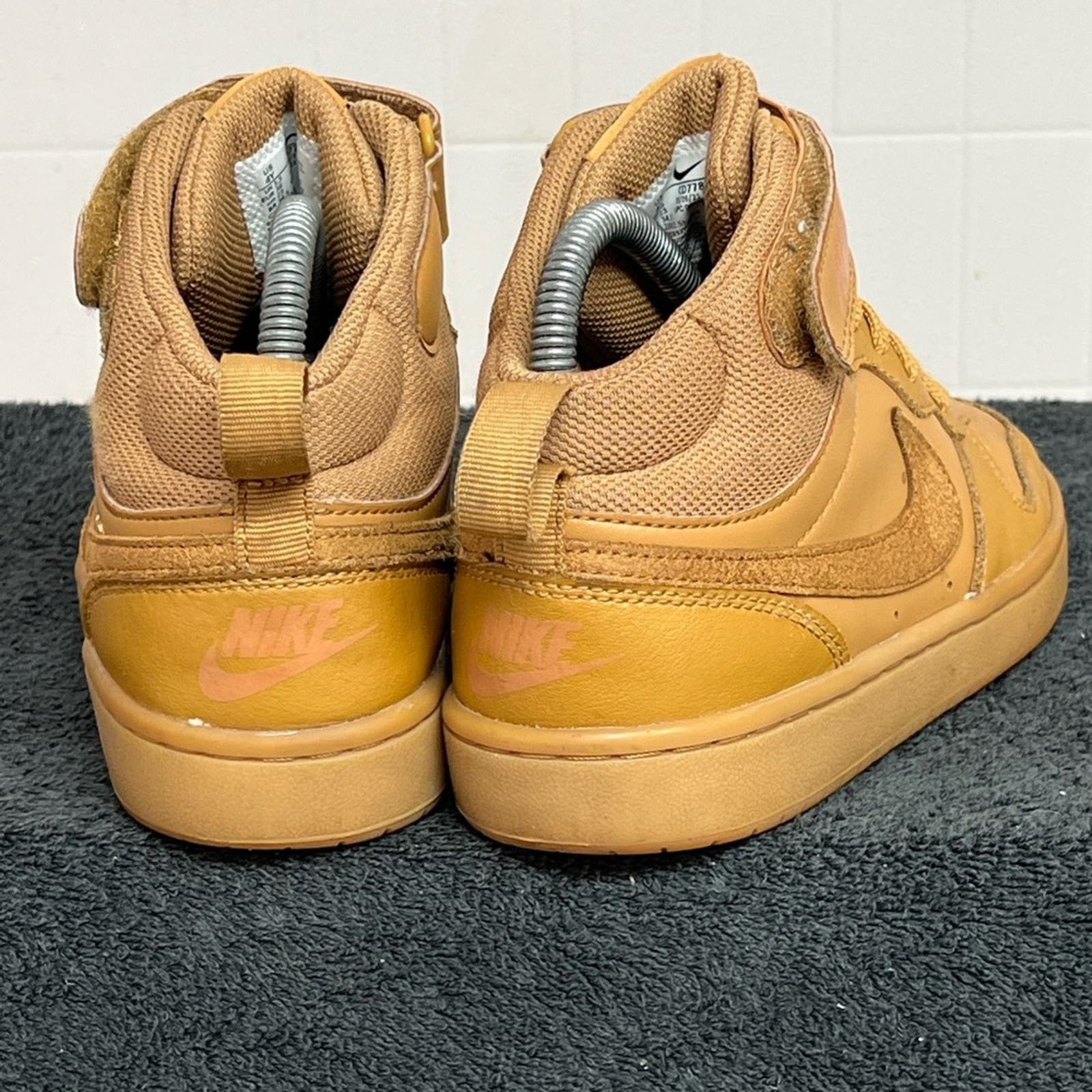 Nike Nike Court Borough Mid 2 GS Wheat Black Sneakers Youth SZ 4Y Size US 5.5 / IT 35.5 - 4 Thumbnail