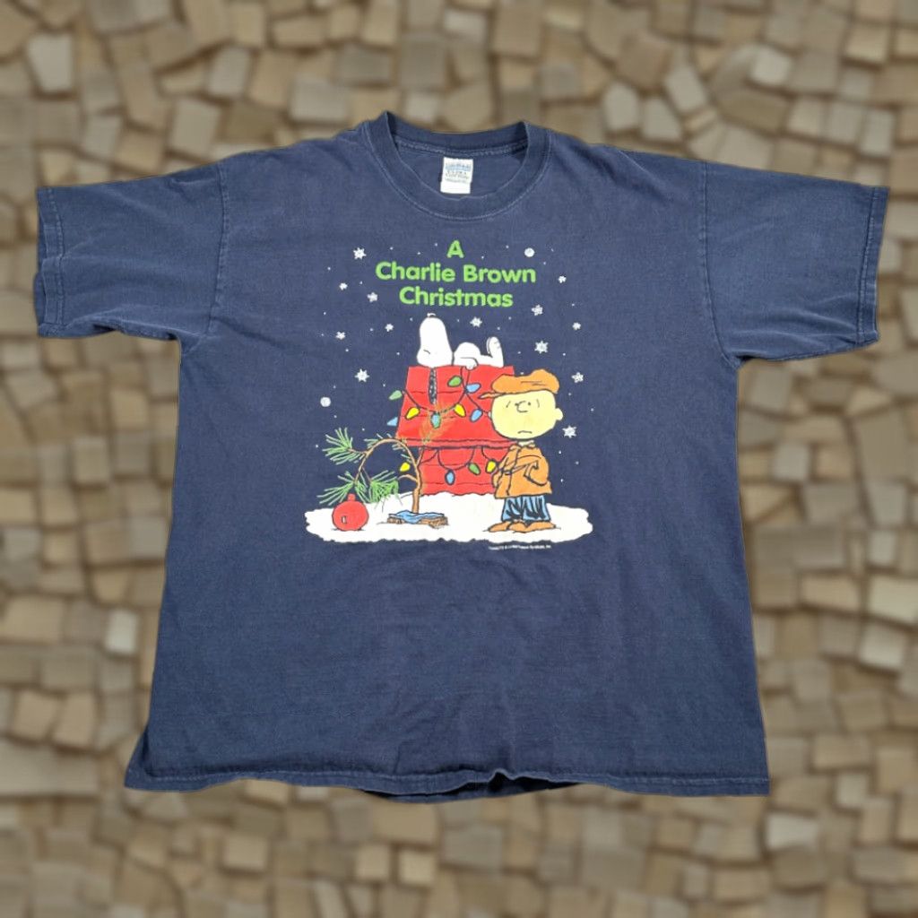 Gildan VINTAGE Charlie Brown Christmas Shirt Adults EXTRA LARGE Blue Peanuts Snoopy Y2K Size US XL / EU 56 / 4 - 1 Thumbnail