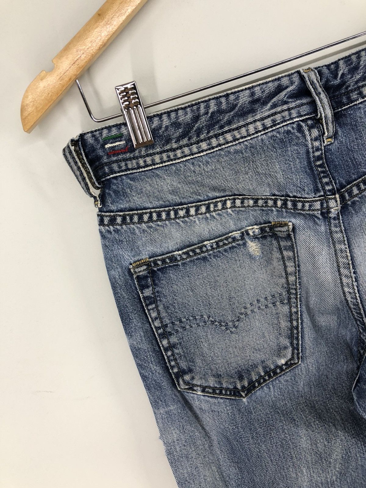 Diesel Vintage Diesel Blue Eyecons 2015/2 Edition Distressed Jeans Size US 28 / EU 44 - 15 Thumbnail