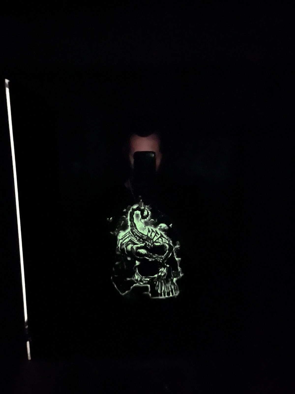 Vintage Vintage🤯glowing in the dark🤯 scorpion simple stitch t-shirt Size US L / EU 52-54 / 3 - 5 Thumbnail