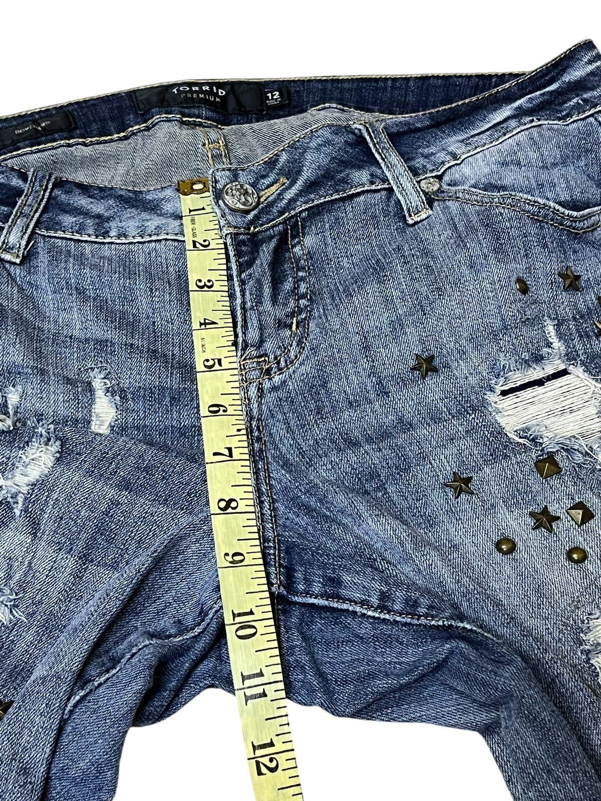 Japanese Brand SICK🔥TORRID FAL 2015 DISTRESSED WITH STUDDED STYLE JEANS Size US 35 - 17 Thumbnail