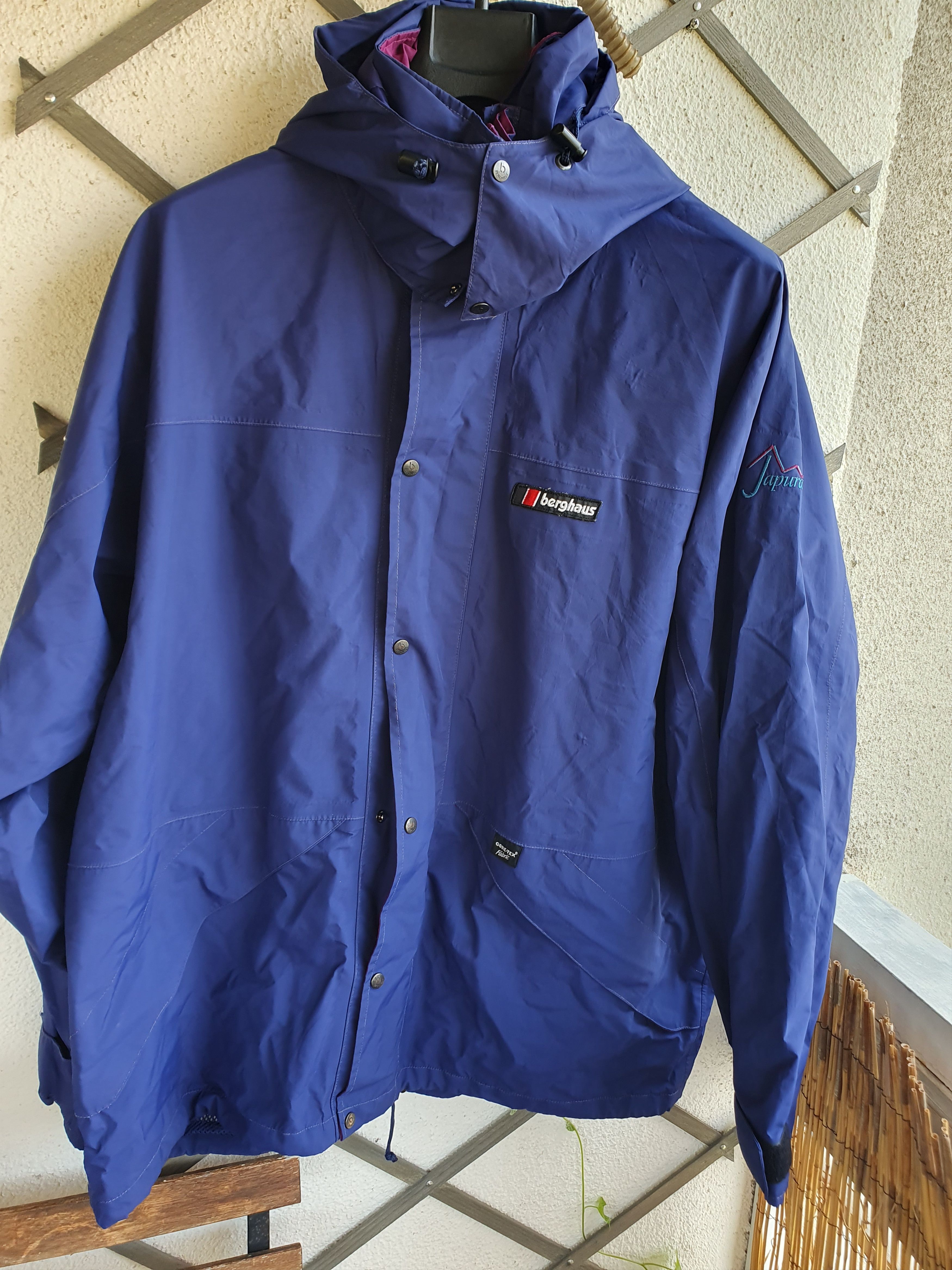 Berghaus Berghaus Japura Gore-tex Vintage Shell jacket sz XL Size US XL / EU 56 / 4 - 5 Thumbnail