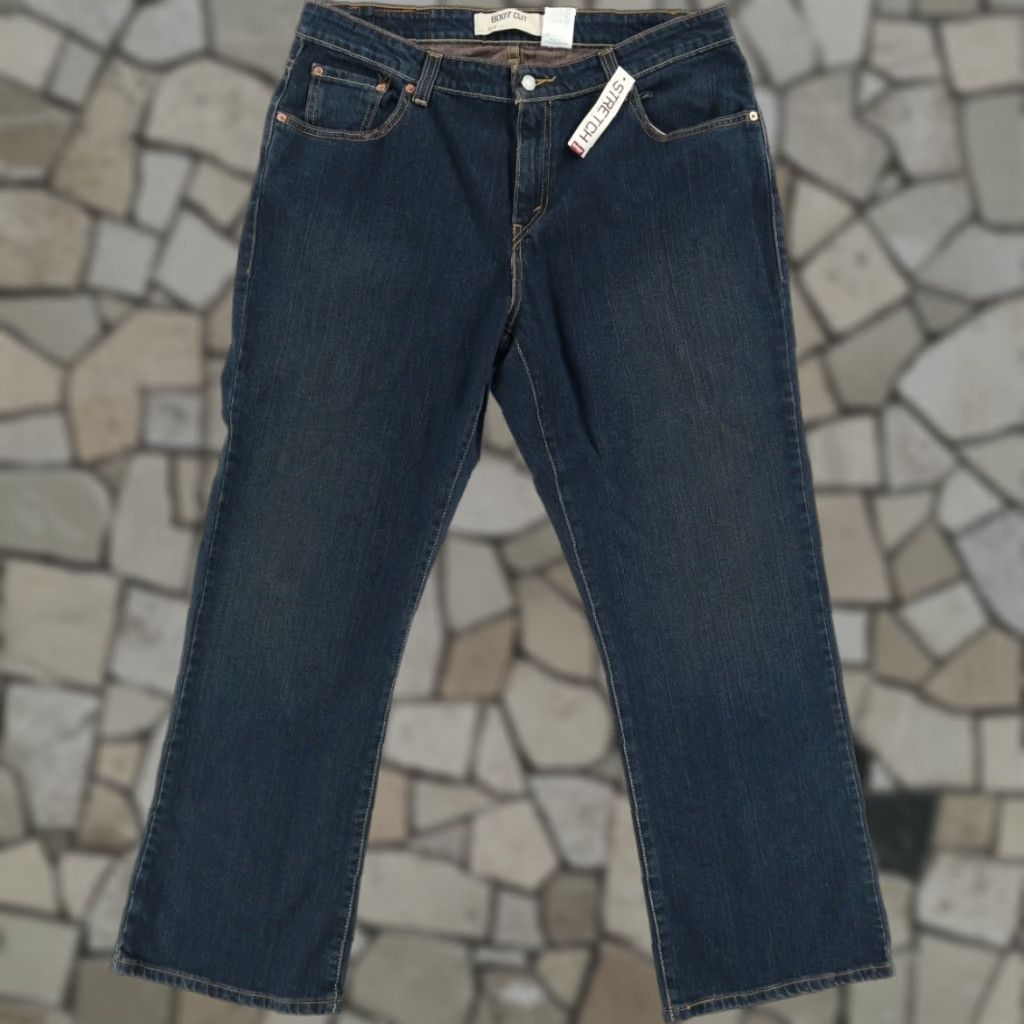 Denime VINTAGE Levis Jeans Women's 18 Blue 515 Bootcut Cotton Denim Regular Stretch Pants 30in Inseam Size 36 Waist Womens Jeans 515 Bootcut Blue 18 Size 40" / US 18 - 1 Thumbnail