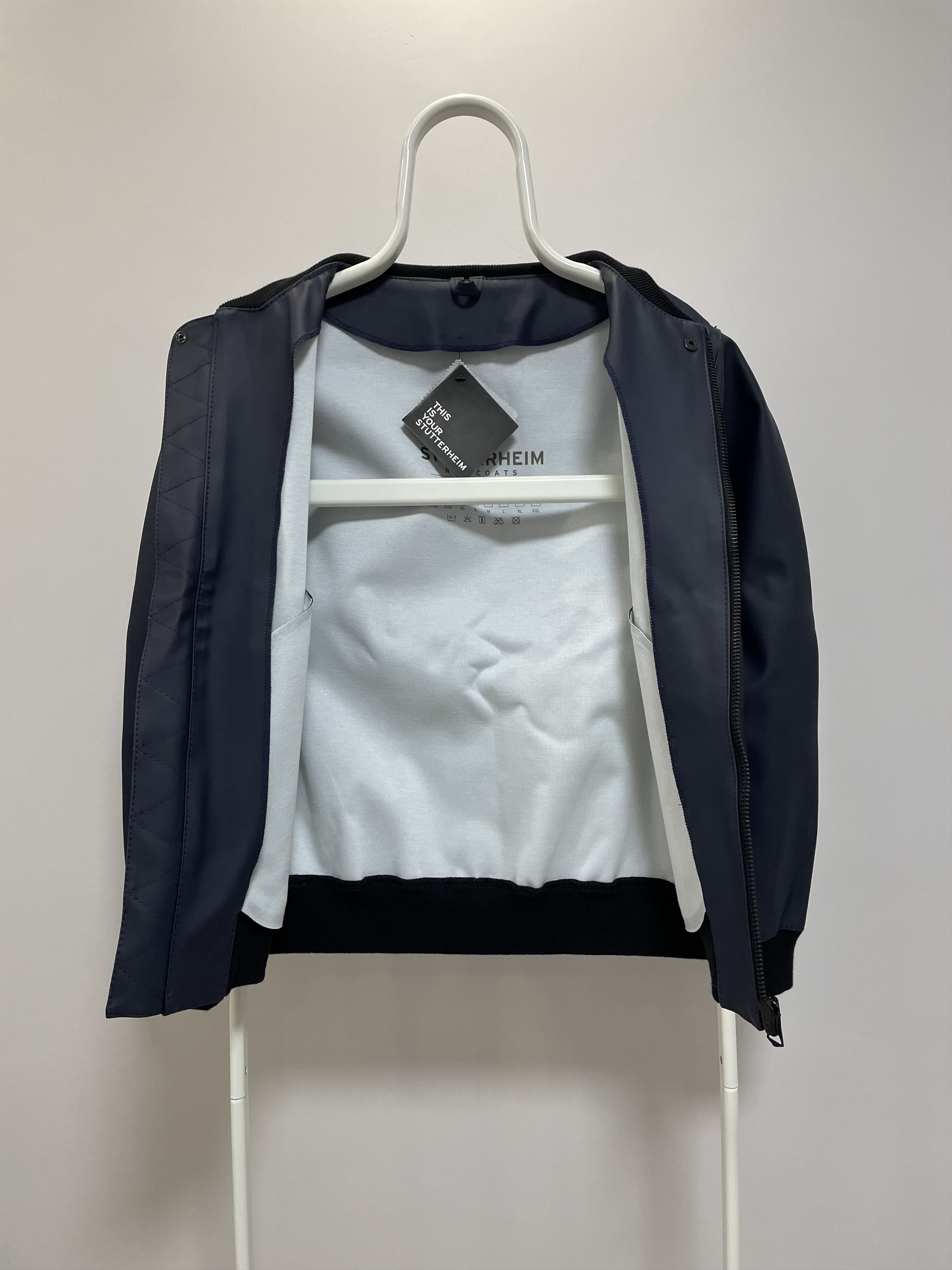Stutterheim STUTTERHEIM Vastertorp Bomber Jacket Rain Coat Navy Men's Size US XXS / EU 40 - 6 Thumbnail