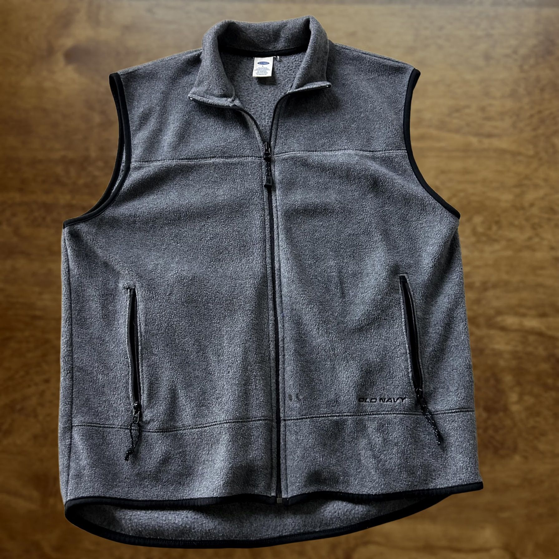 Old Navy VINTAGE Old Navy Vest Mens L Gray Fleece Full Zip Zipper Pockets Outdoor Casual Size US L / EU 52-54 / 3 - 1 Thumbnail