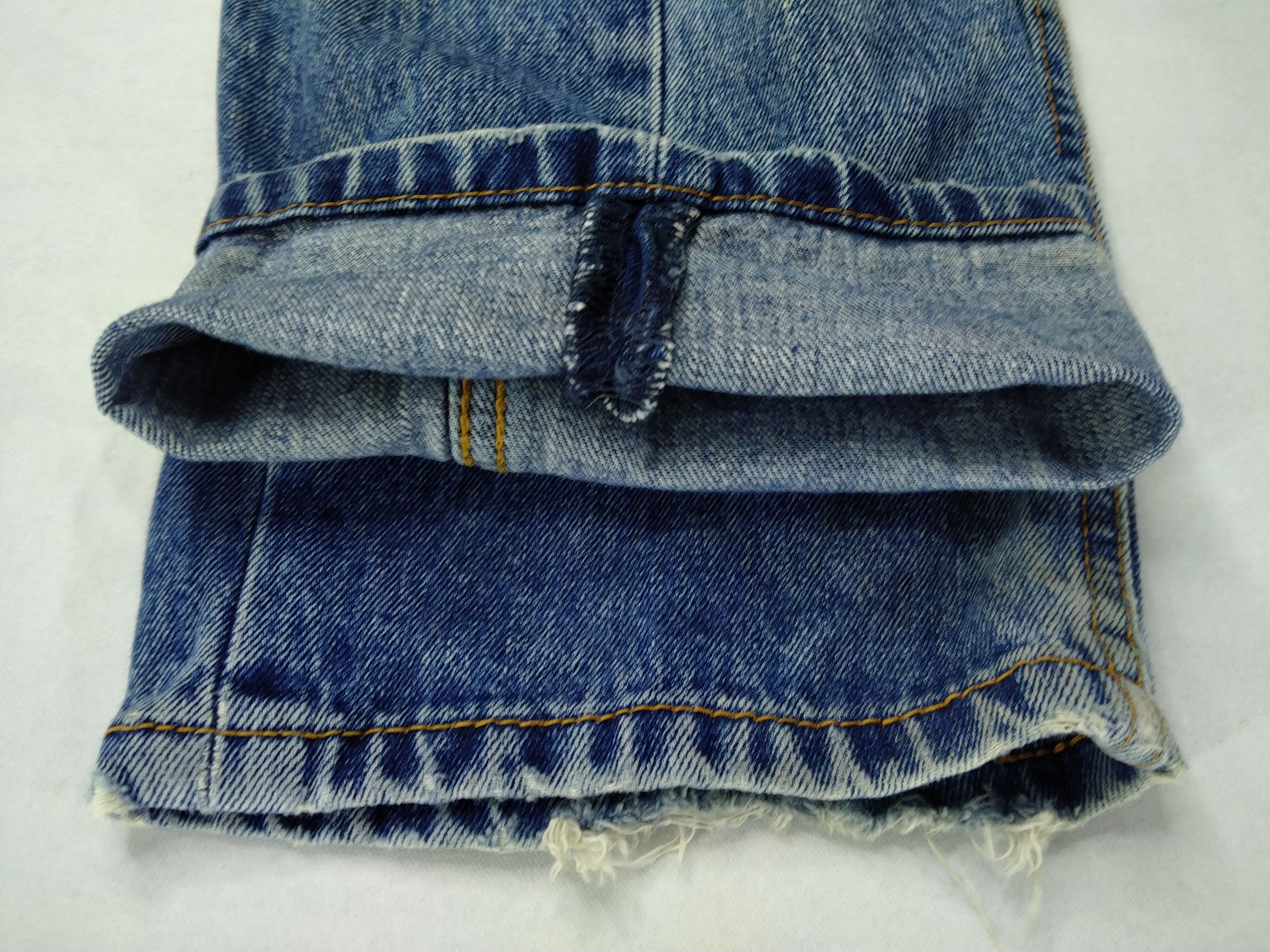Levi's Vintage Levi's 513 Distressed 32 x 30 Denim -JN318 Size US 32 / EU 48 - 19 Thumbnail