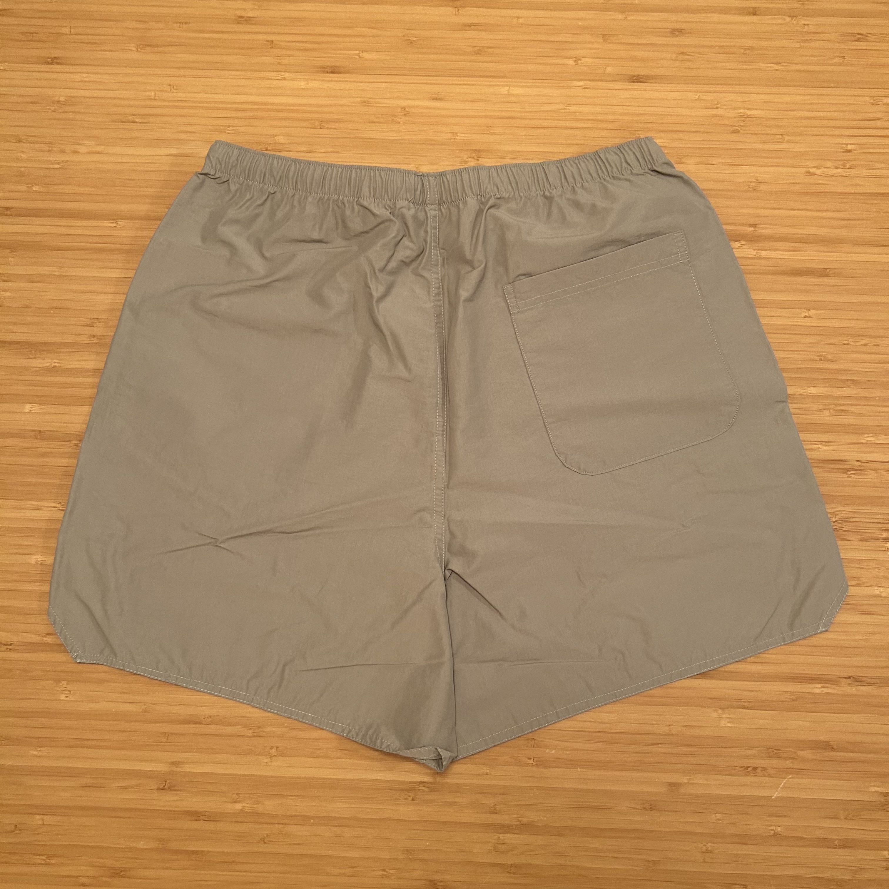 Fear of God Essentials Volley Shorts Pistachio FW21 Size S