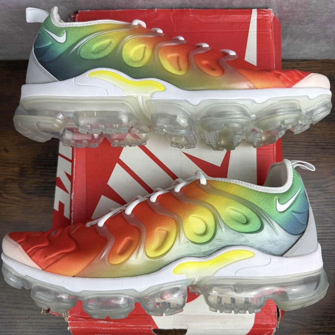 Nike NEW Nike Air VaporMax Plus Rainbow Tie-Dye Air 924453-103 OG Size US 13 / EU 46 - 3 Thumbnail