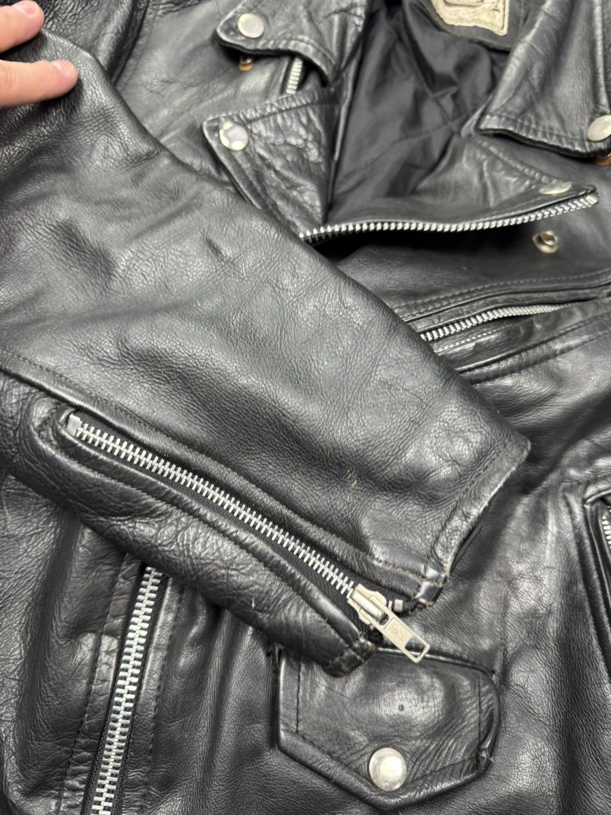Genuine Leather Vintage distressed Black ramones biker leather jacket Size US S / EU 44-46 / 1 - 4 Thumbnail