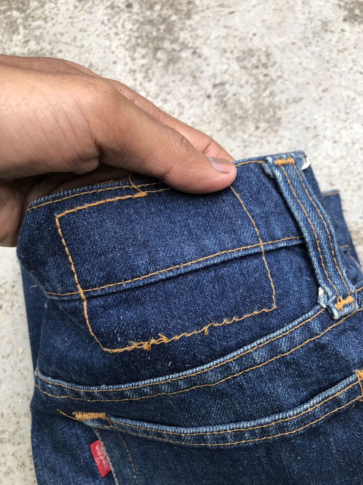 Levi's VINTAGE LEVIS TALON 42 ZIPPER JEANS Size US 29 - 7 Thumbnail