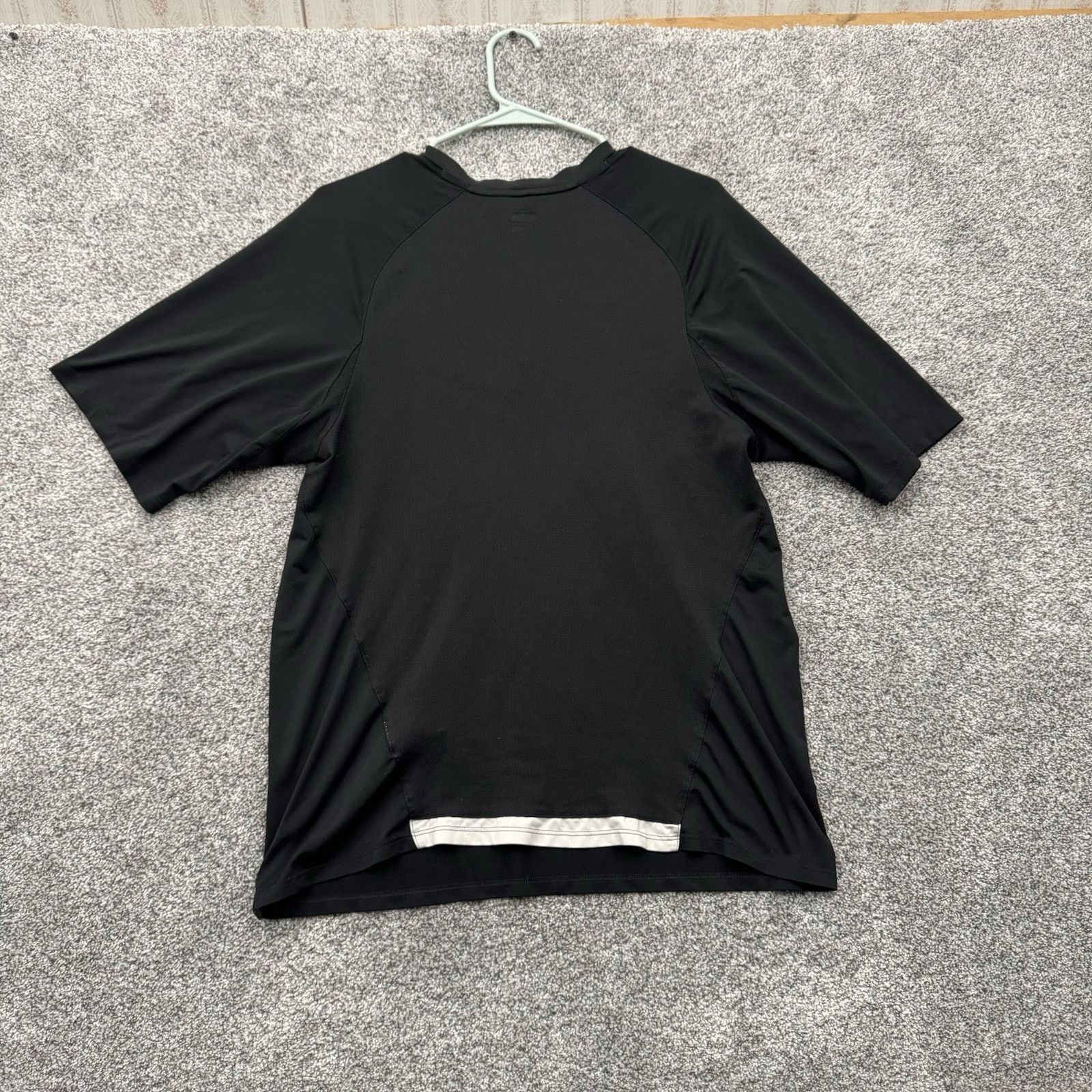Nike Nike Fit Dry Shirt Mens M Athletic Sporty Streetwear Gym Run Size US M / EU 48-50 / 2 - 7 Thumbnail