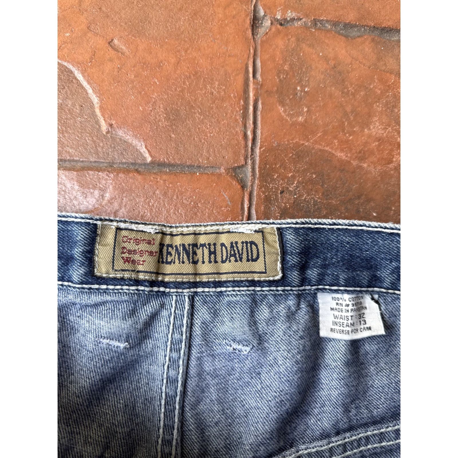 Vintage VINTAGE Kenneth David Baggy Jean Shorts 32x13 Men Jeans Denim Blue Grunge 90s Baggy Shorts Size US 32 / EU 48 - 2 Thumbnail