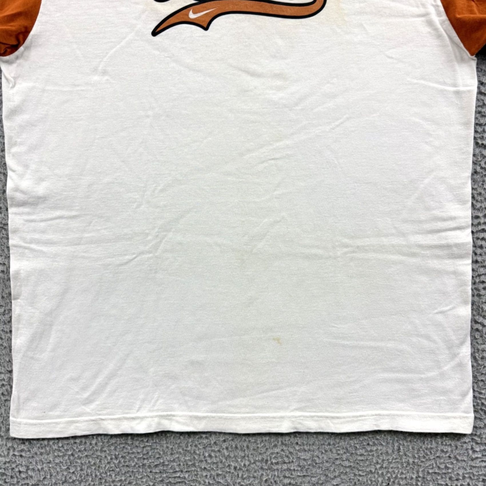 Nike VINTAGE Nike Texas Longhorns Shirt Mens Large Short Sleeve Nike Sport College Y2K Size US L / EU 52-54 / 3 - 2 Thumbnail