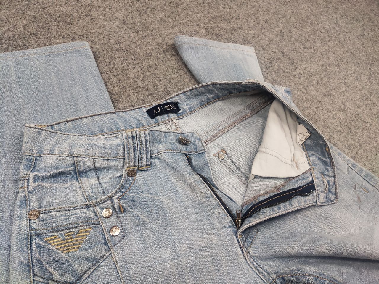 Emporio Armani Vintage Emporio Armani Y2K Style Metal logo Blue denim Jeans Size US 32 / EU 48 - 9 Thumbnail
