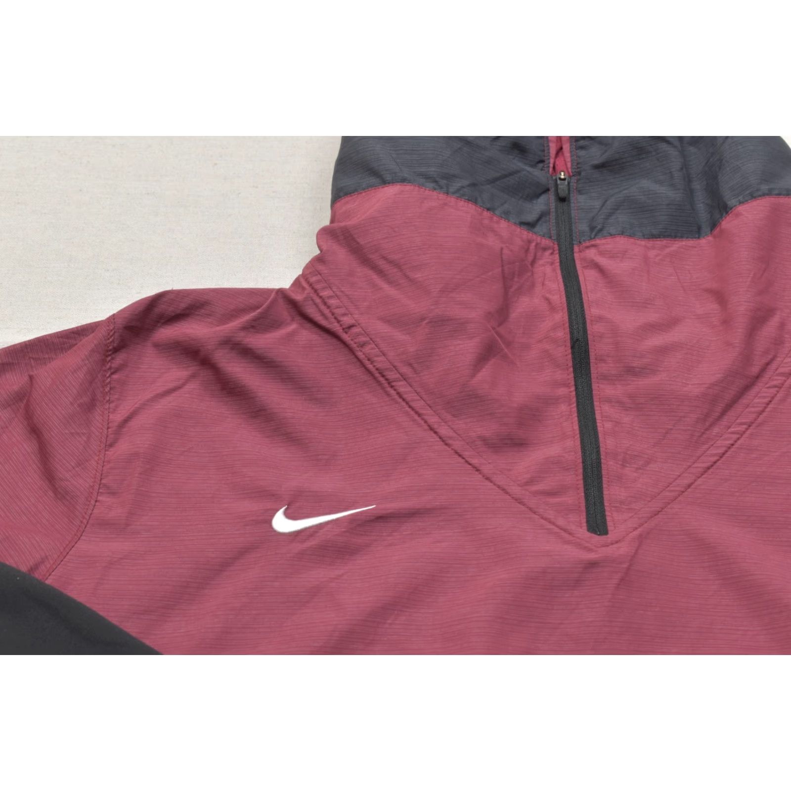 Nike Nike Men's 2XL Hooded Windbreaker Jacket Nylon Zip 1/4 Red Black Sleeves Logo Mid-Length Size US XXL / EU 58 / 5 - 5 Thumbnail