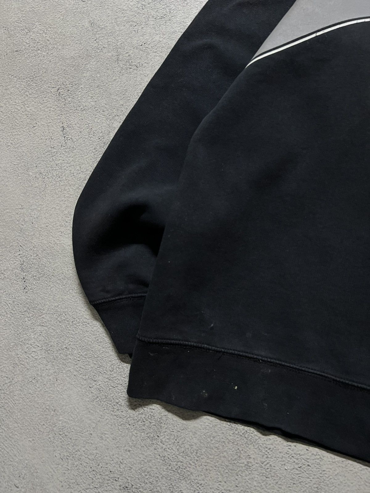 Nike × Vintage Vintage Y2K Nike Faded Spell Out Big Logo Sweatshirt 00’s Size US M / EU 48-50 / 2 - 7 Thumbnail