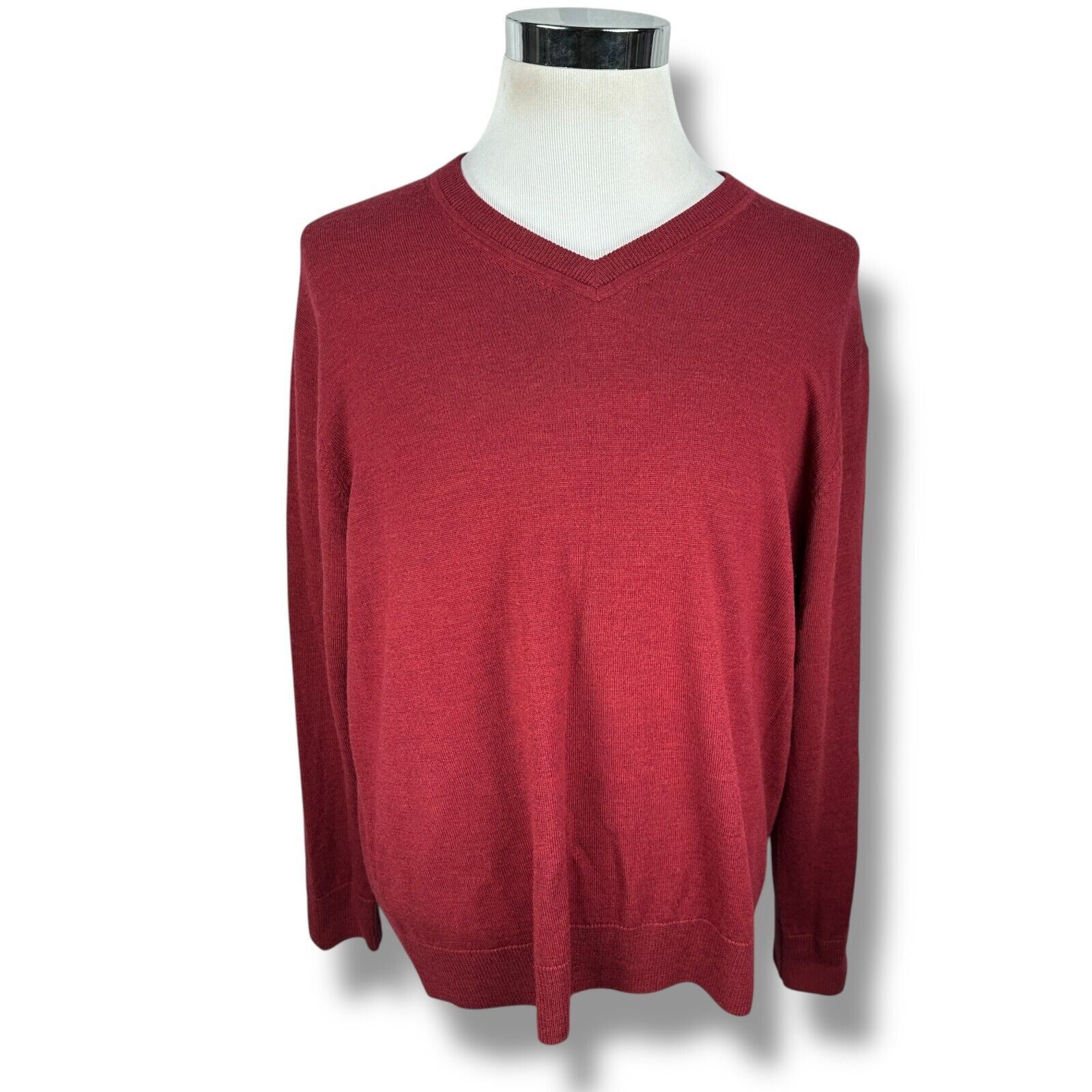 & Other Stories Raffi Sweater Men’s XL Red V-Neck Knit Lightweight Pullover Size US XL / EU 56 / 4 - 1 Thumbnail