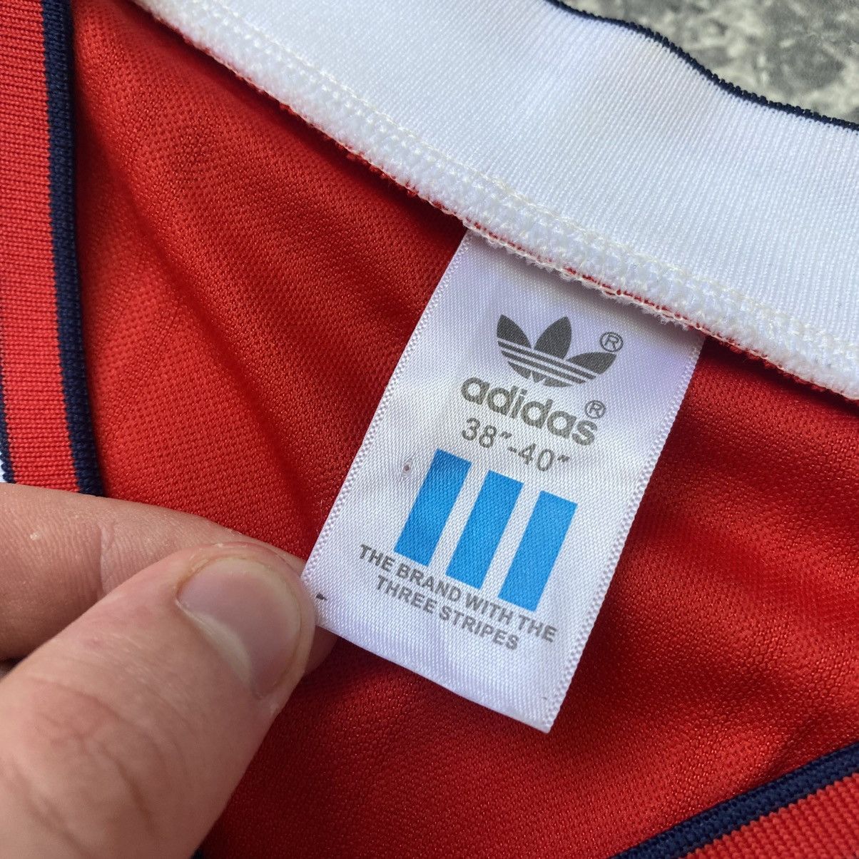 Adidas Vintage Adidas FC Arcenal 1986 JVC Rare home soccer jersey Size US M / EU 48-50 / 2 - 9 Thumbnail