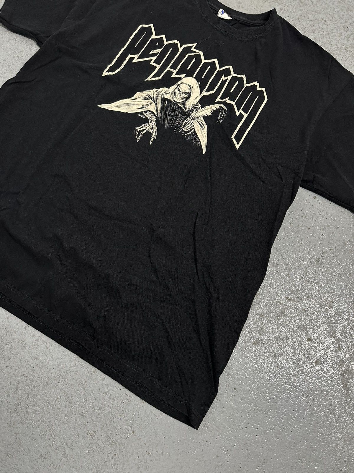 Band Tees Pentagram 2013 Tour Vitus Sleep T-Shirt Size US XL / EU 56 / 4 - 5 Thumbnail