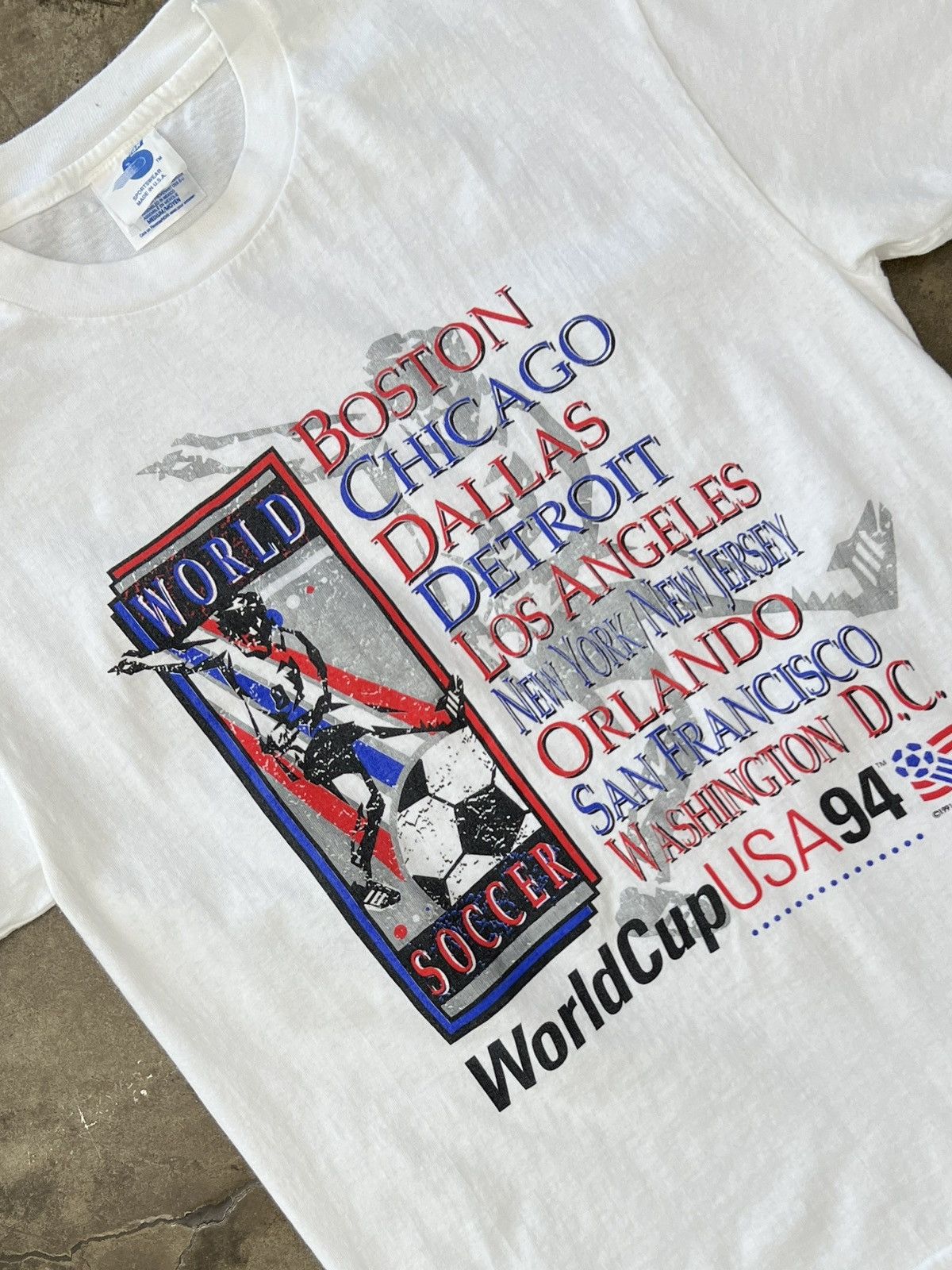 Vintage Vintage 1994 World Cup USA Cities Soccer New York Tee Medium Size US M / EU 48-50 / 2 - 1 Thumbnail