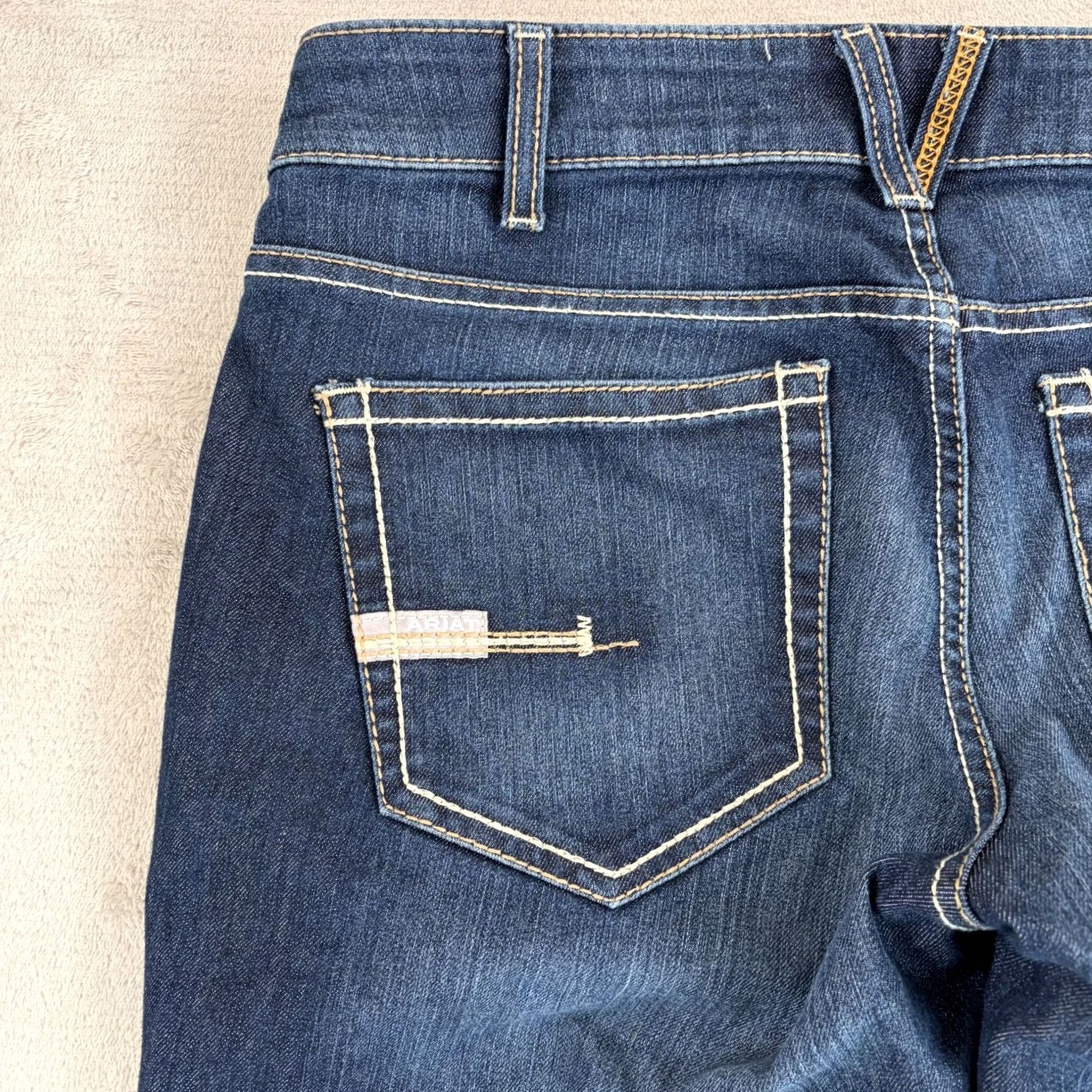 Ariat VINTAGE Ariat Jeans (No, not vintage) Size 30" / US 8 / IT 44 - 4 Thumbnail
