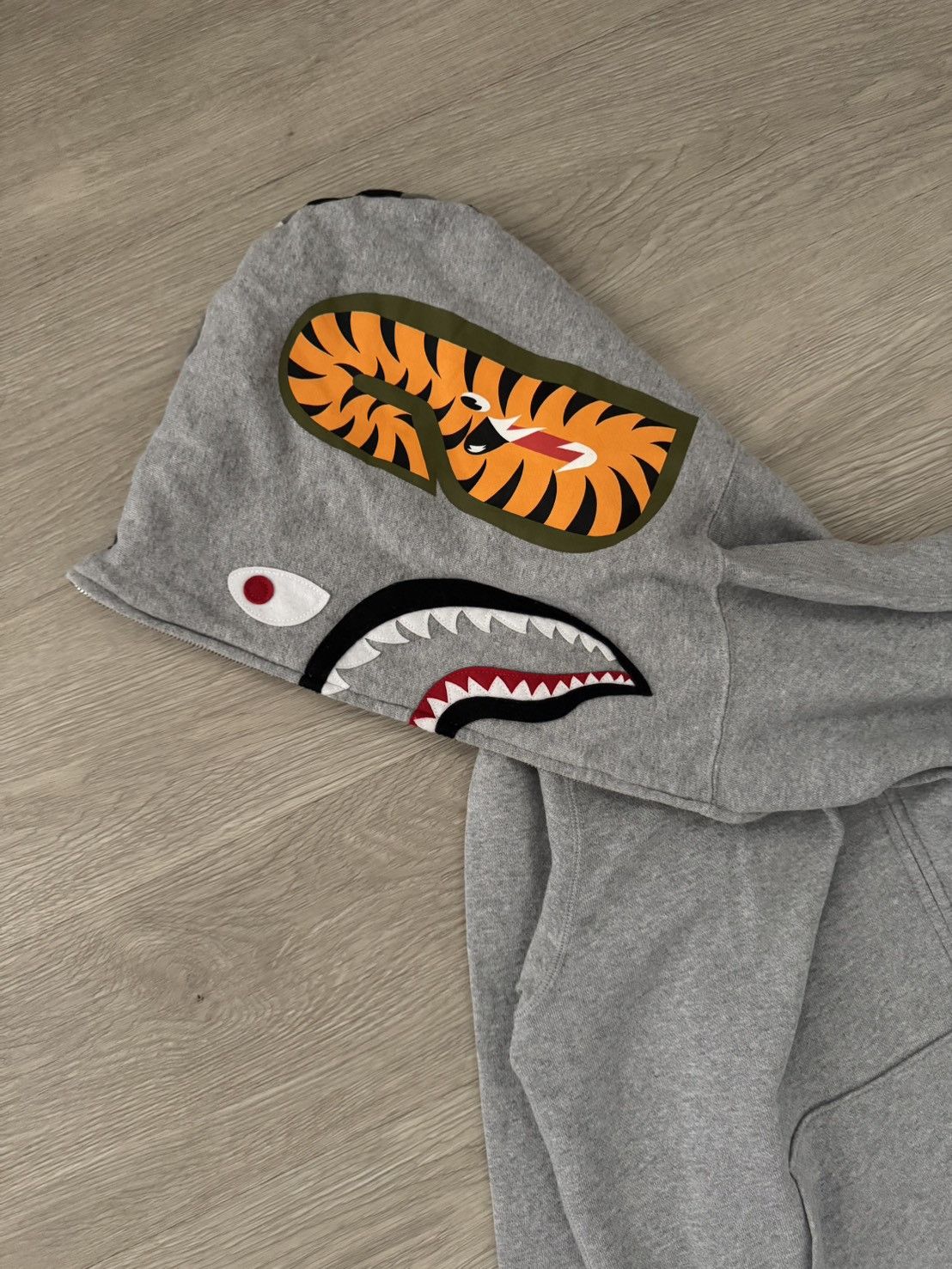 Bape Bape city camo shark fullzip Size US M / EU 48-50 / 2 - 4 Thumbnail