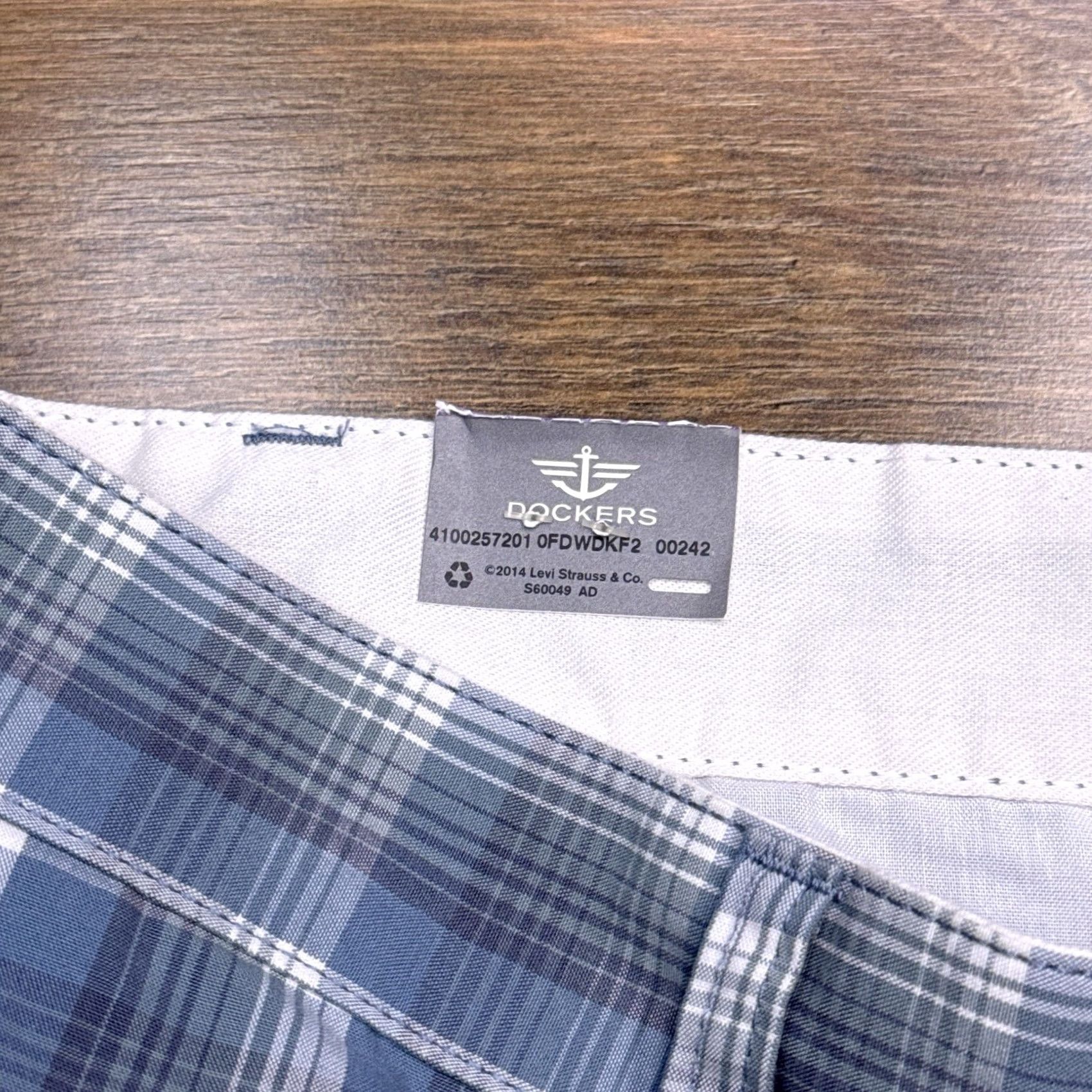 Dockers Dockers Bermuda Short Mens 38 Blue Plaid Pacific Collection Classic Fit New Size US 38 / EU 54 - 4 Thumbnail