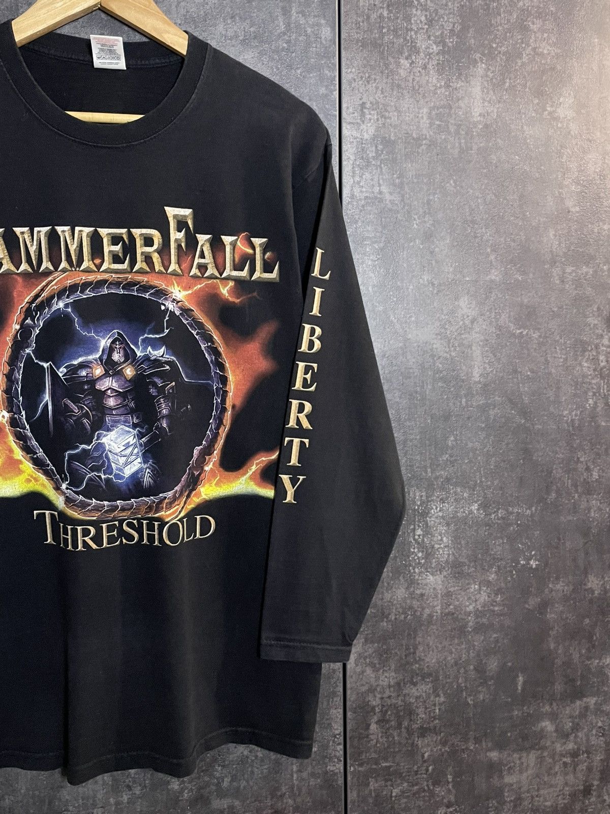 Band Tees Vintage Hammerfall Treshold Metal Long Sleeve NIN Oasis Size US M / EU 48-50 / 2 - 4 Thumbnail