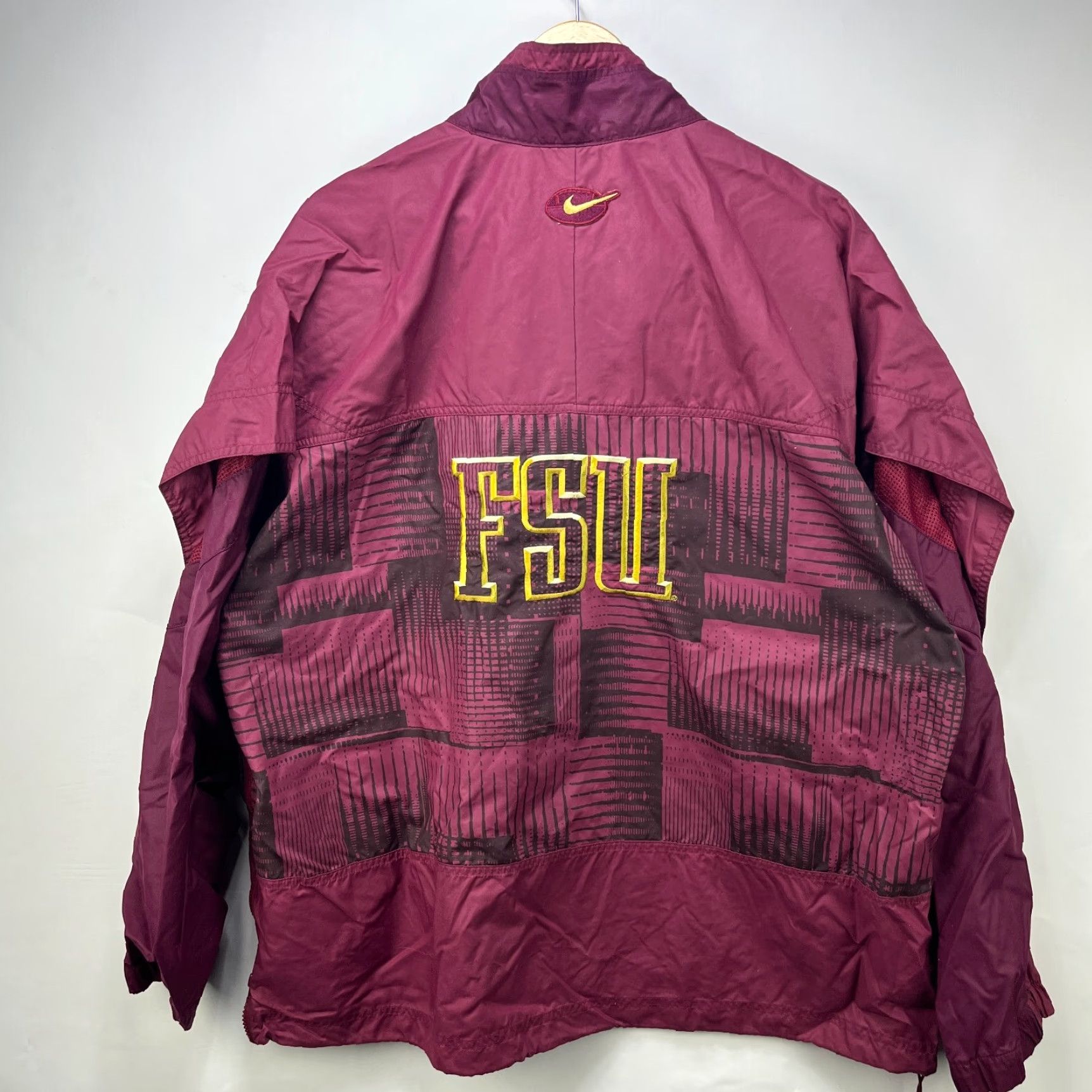 Nike VINTAGE 90s Nike FSU Florida State University Seminoles Windbreaker Jacket XL Red Men Jacket Windbreaker 90s Nike FSU Seminoles Mens XL Size US XL / EU 56 / 4 - 5 Thumbnail