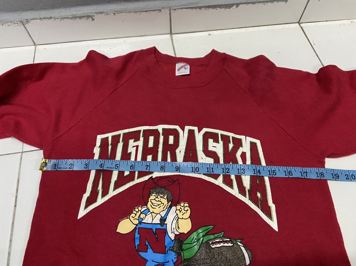 Vintage VINTAGE 90’s NEBRASKA CORNHUSKER SWEATSHIRT Size US M / EU 48-50 / 2 - 9 Thumbnail