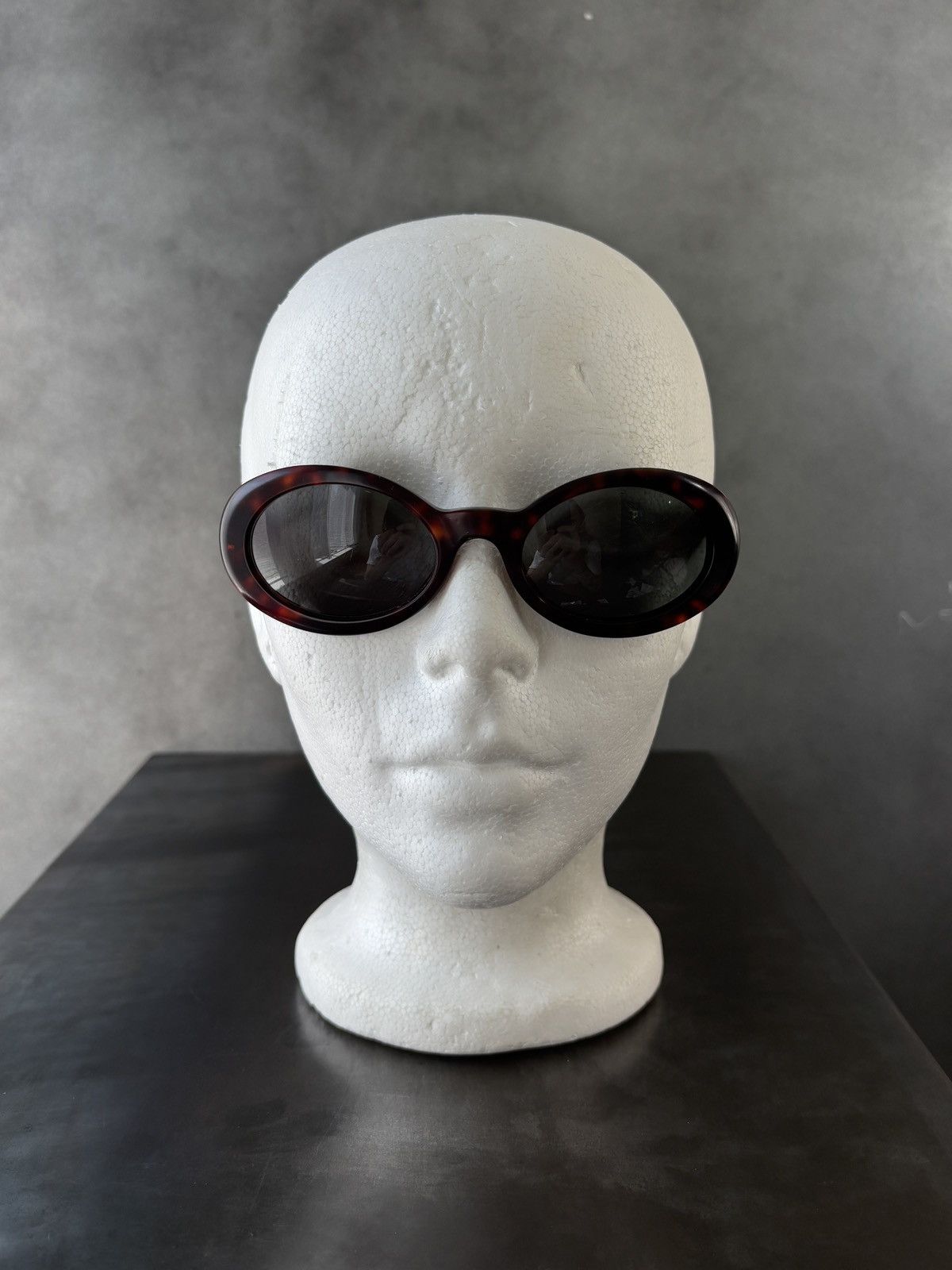 Vogue Vintage Vogue Sunglasses 1990s Made in Italy Oval Y2K VO2167 Size ONE SIZE - 12 Thumbnail