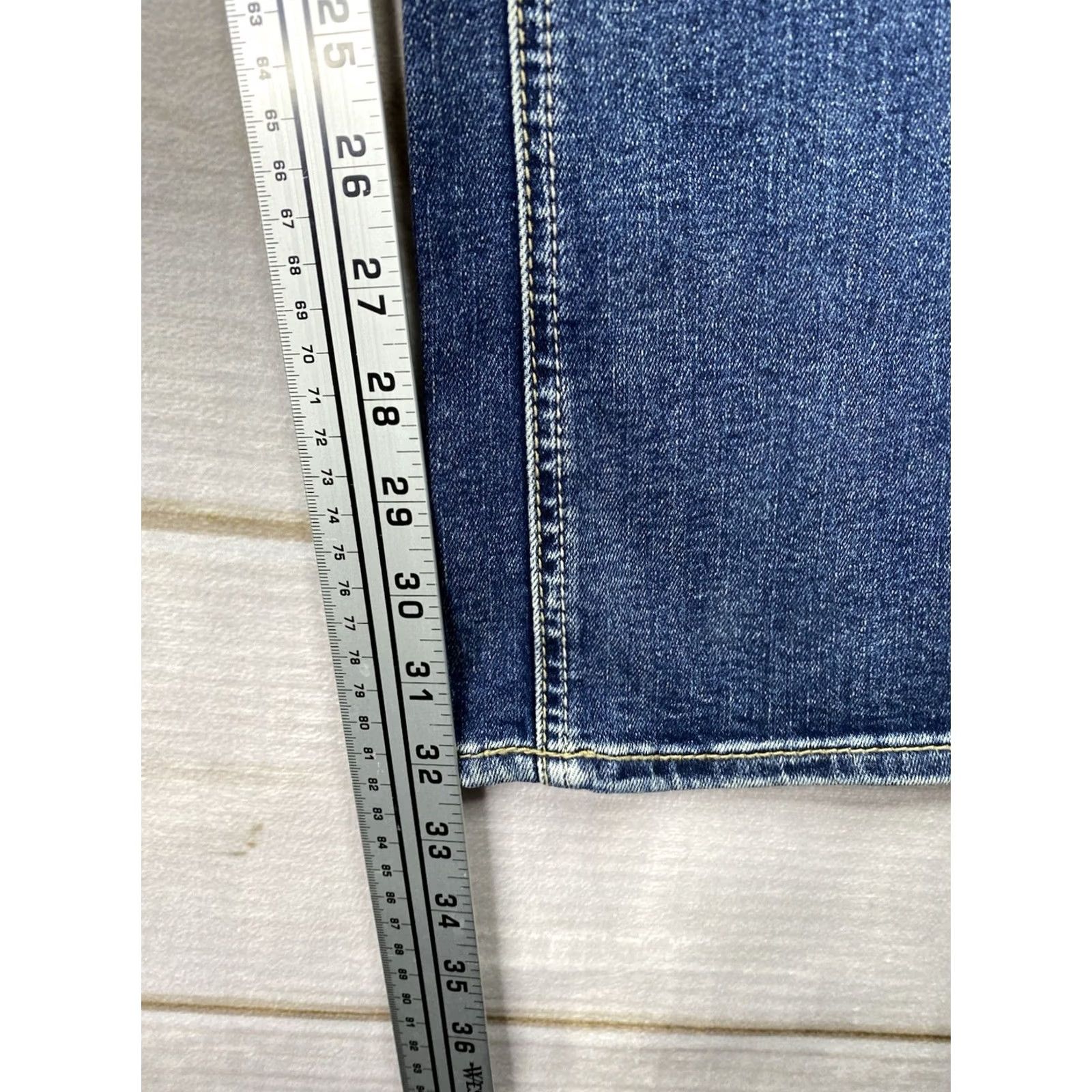 Silver Jeans Co. Silver Jeans Co. Elyse Jeans Dark Wash Slim Bootcut 30x33 Women Bleed NWT Denim Blue 5-Pocket Regular Basin 30" Inseam Jeans Womens Size 30" / US 8 / IT 44 - 5 Thumbnail