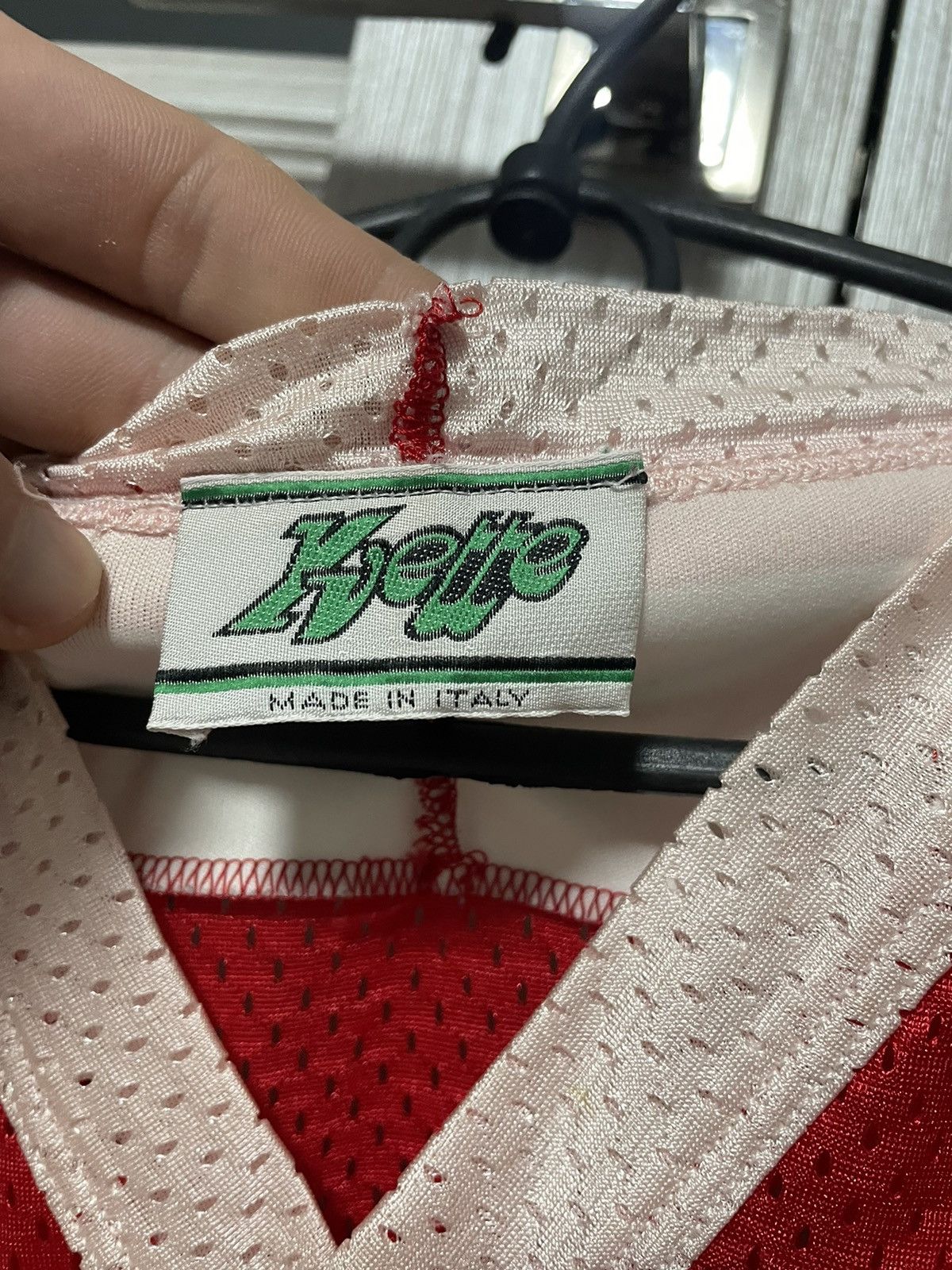 NHL Vintage Suisse Hockey Team Jersey Red Made in Italy Size US M / EU 48-50 / 2 - 9 Thumbnail