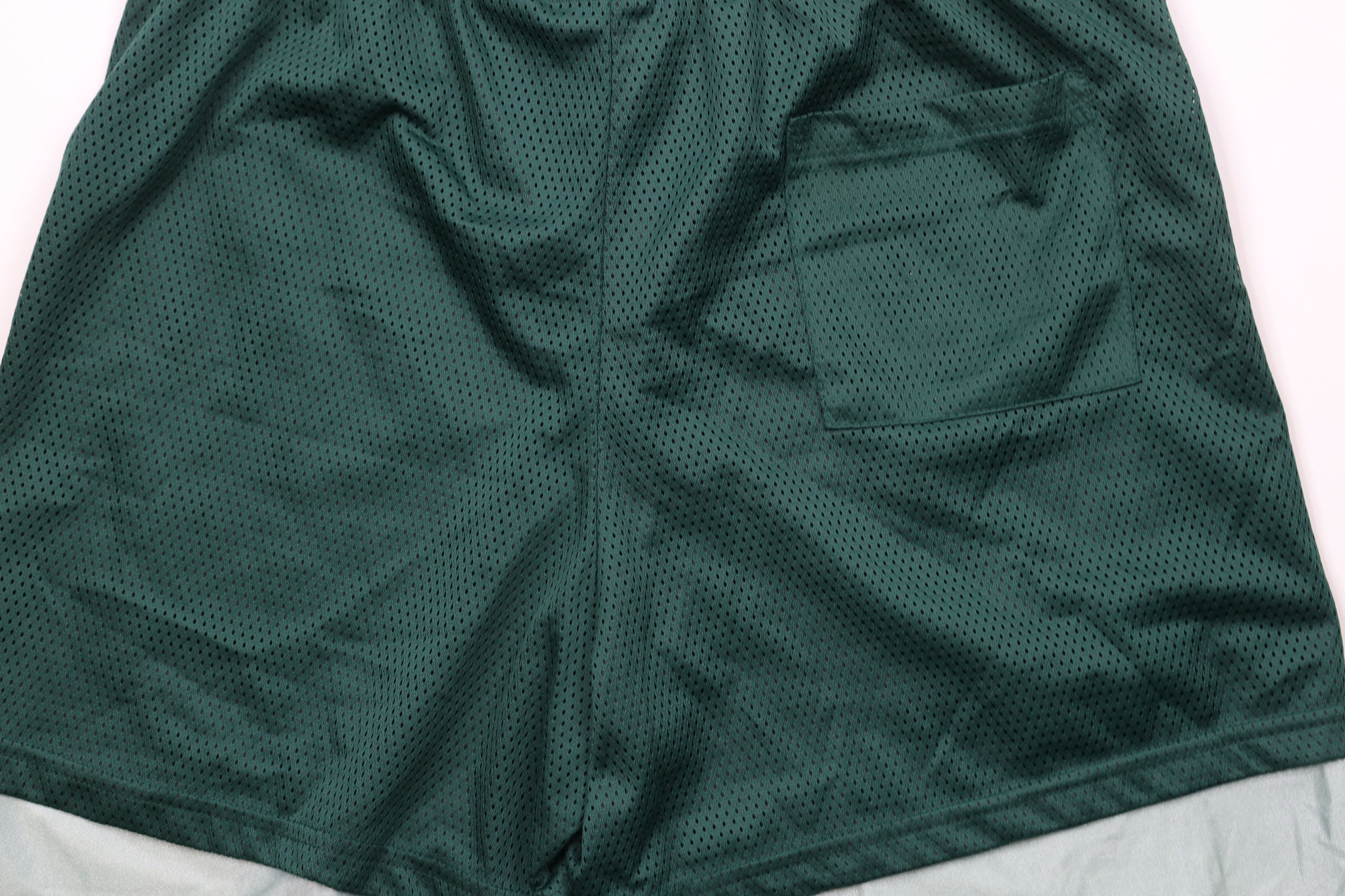 Vintage Vintage 90s Streetwear Layered Mesh Shorts Green Polyester Size US 32 / EU 48 - 9 Thumbnail