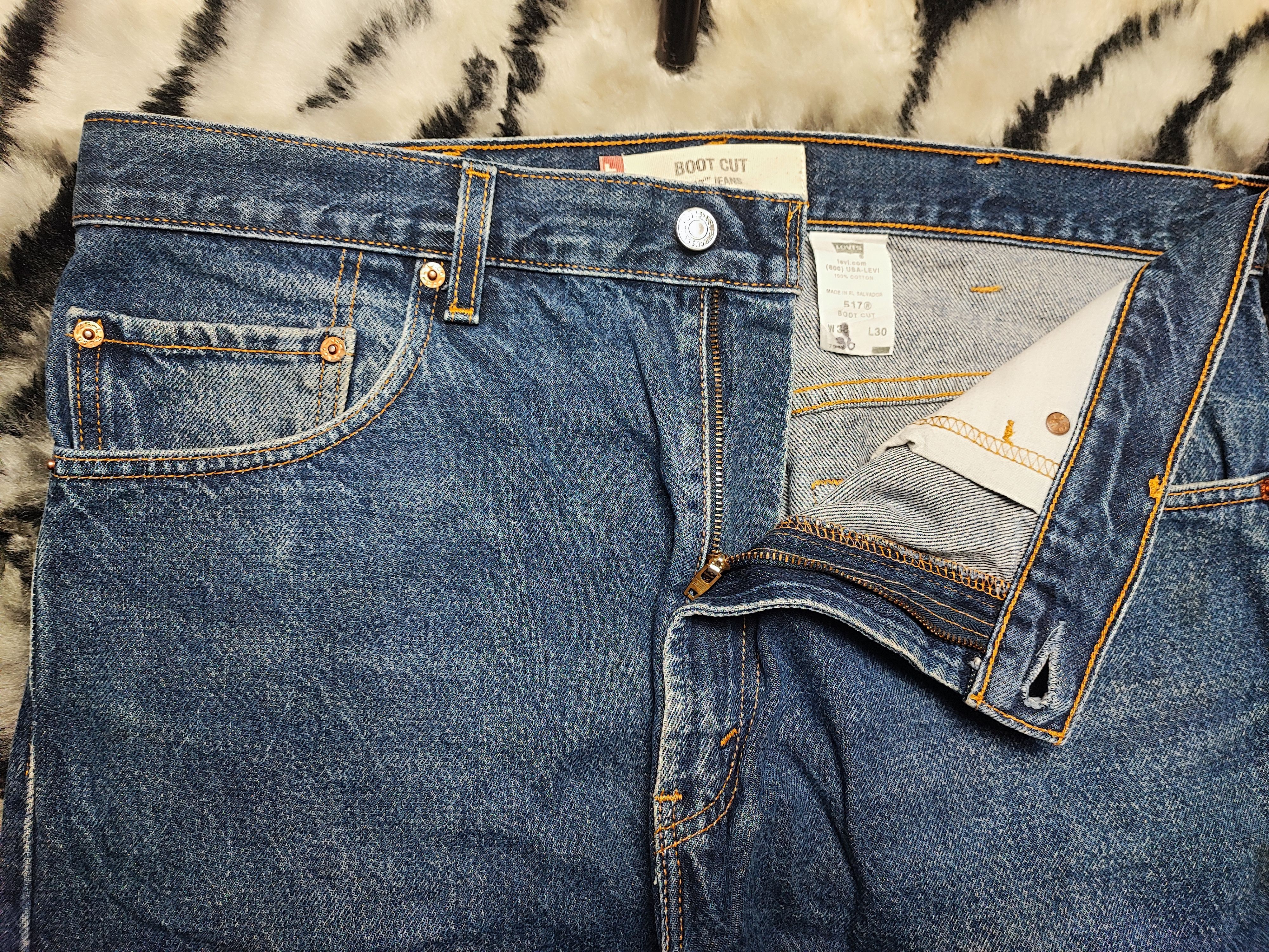 Levi's Vintage Levi's 517 Bootcut Baggy Faded Blue Flare W35X30 Size US 35 - 6 Thumbnail