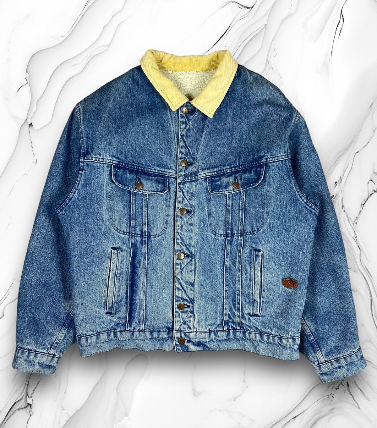 Valentino Rare Vintage Valentino Sherpa Denim Jacket Size US L / EU 52-54 / 3 - 1 Thumbnail