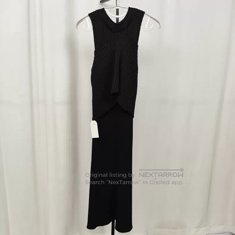 Louis Vuitton Louis Vuitton Black swing neck off-the-shoulder knit long Size XS / US 0-2 / IT 36-38 - 3 Thumbnail