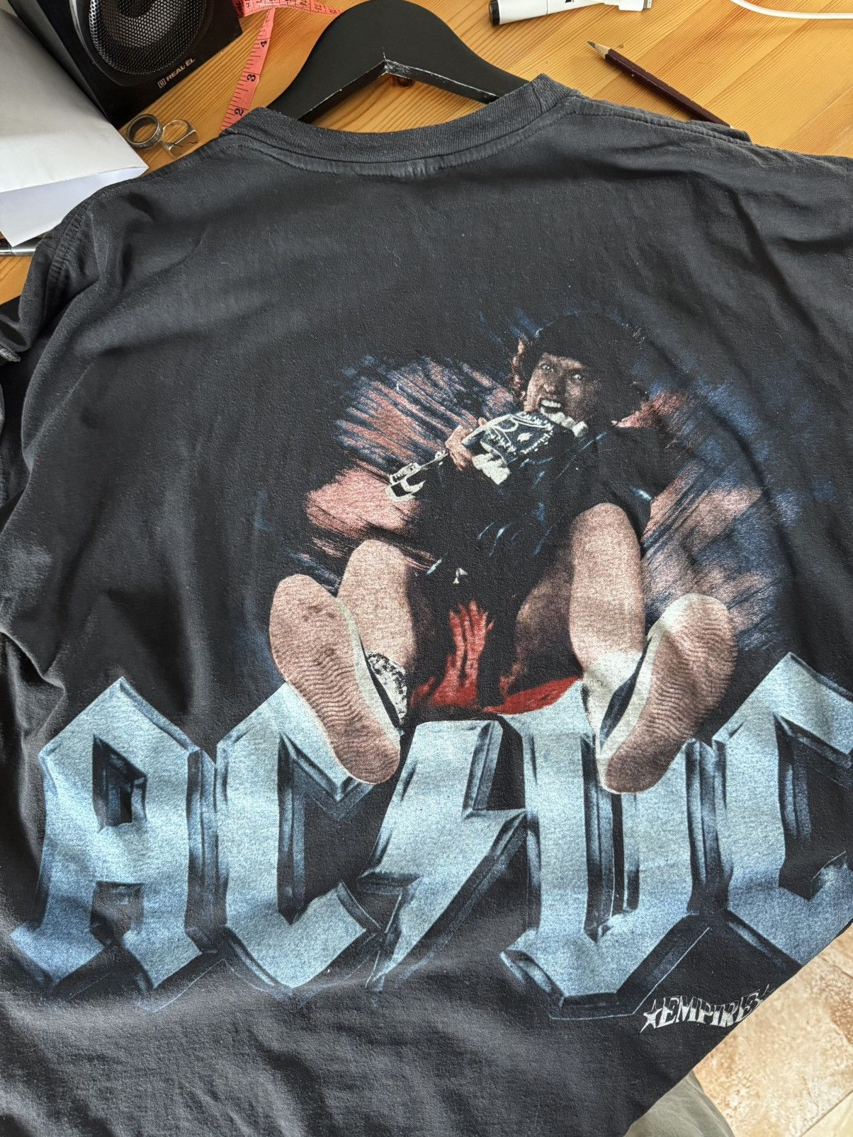 Band Tees Vintage 90s ACDC EMPIRE Allover Printed T Shirt Tee Size US XL / EU 56 / 4 - 9 Thumbnail