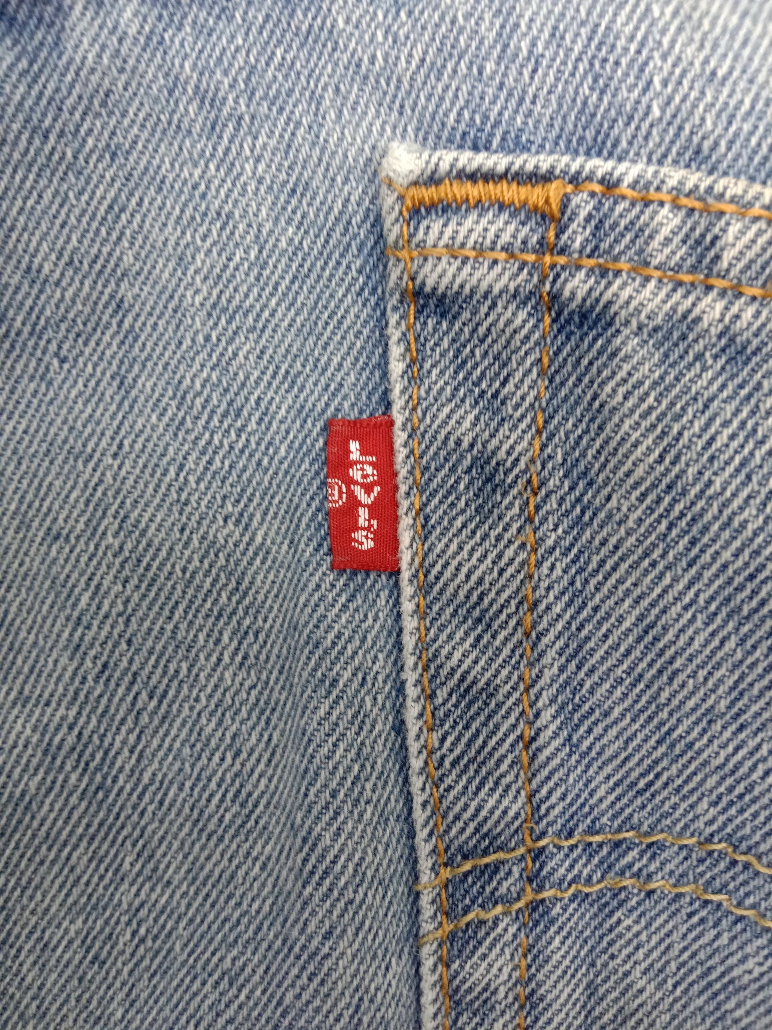 Levi's Vintage Levi's 505 Jeans Light Wash Regular Fit Denim Size US 34 / EU 50 - 11 Thumbnail