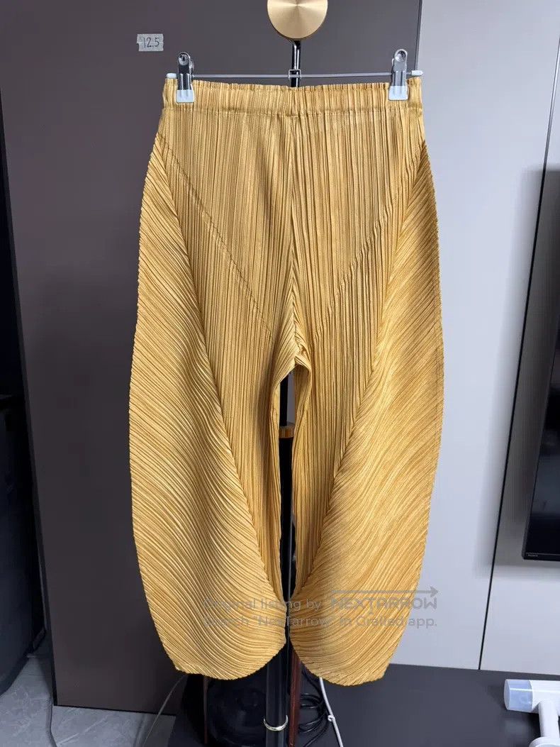 Issey Miyake Issey Miyake size:3 Yellow Asymmetric Pants Size 23" - 2 Thumbnail