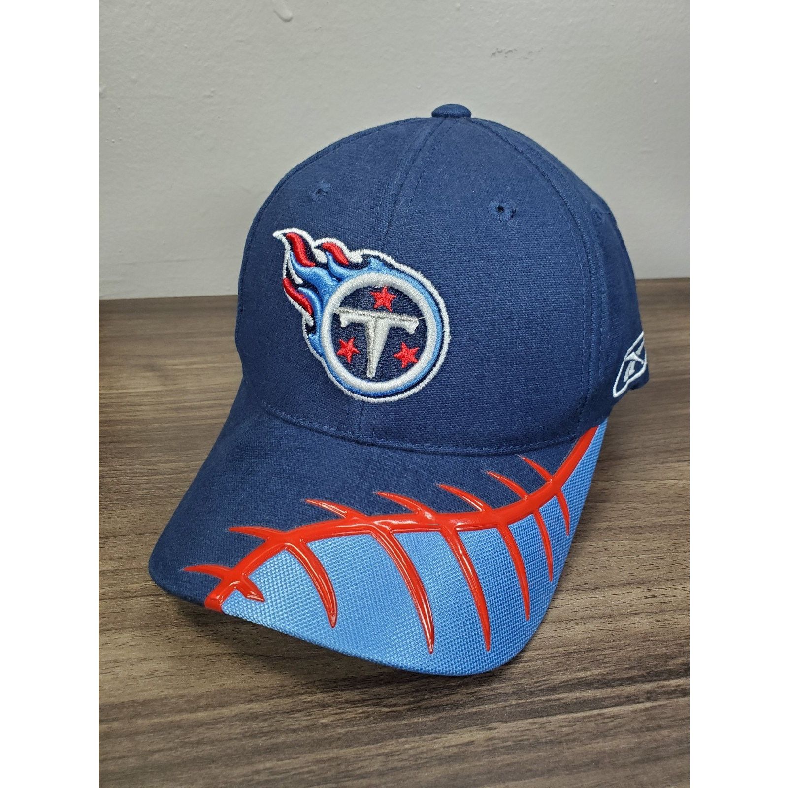 NFL × Reebok × Vintage Tennessee Titans Hat Cap PRO LINE Football Y2K Strap Back Size ONE SIZE - 1 Thumbnail