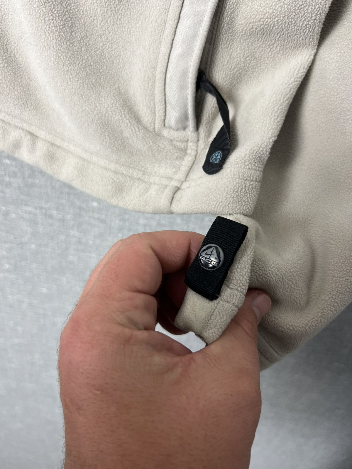 Nike ACG Vintage 00s Nike ACG Full Zip Fleece Jacket Therma Fit Size L / US 10 / IT 46 - 10 Thumbnail