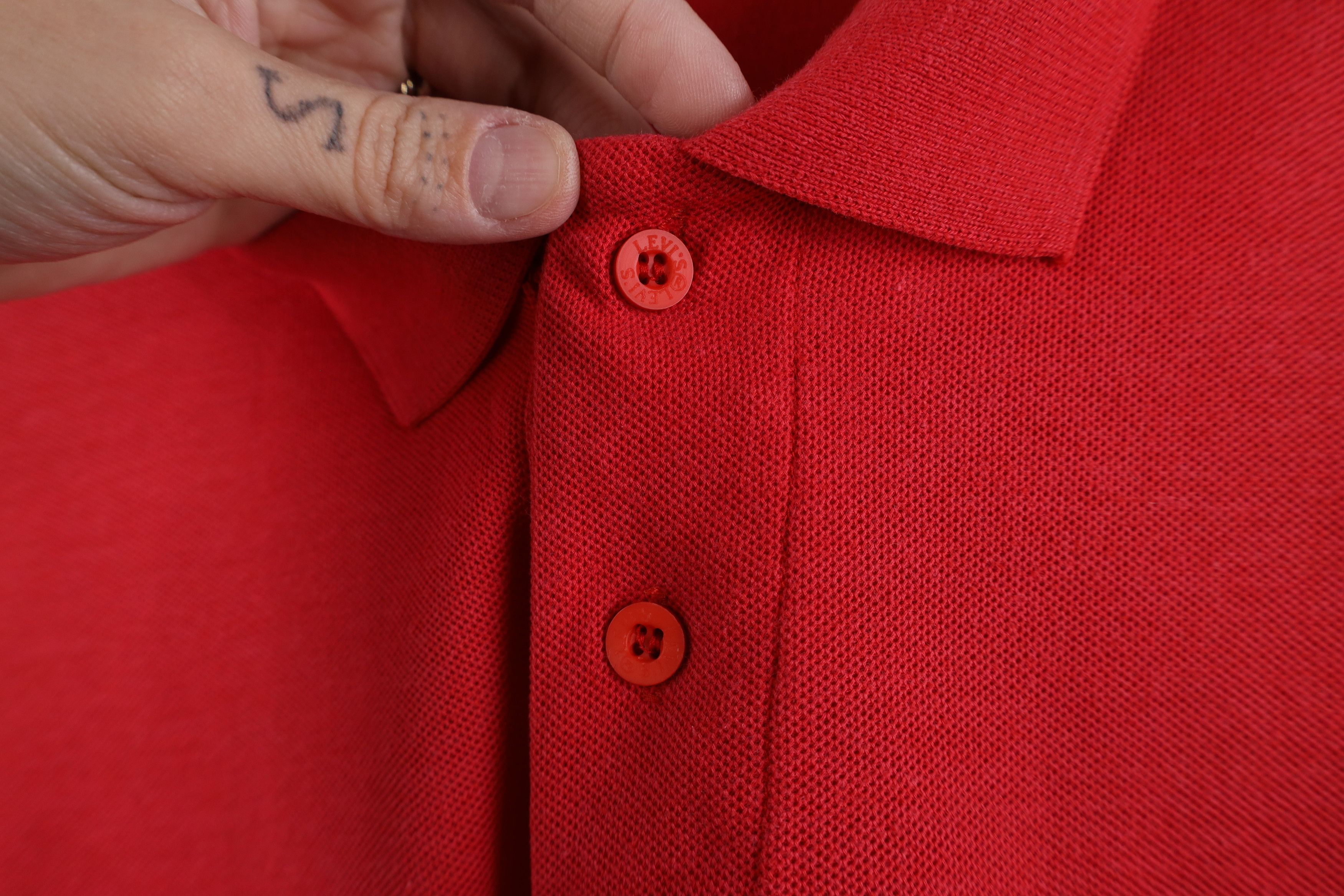 Levi's Vintage 80s Levis Spell Out Short Sleeve Golf Polo Shirt Red Size US L / EU 52-54 / 3 - 6 Thumbnail