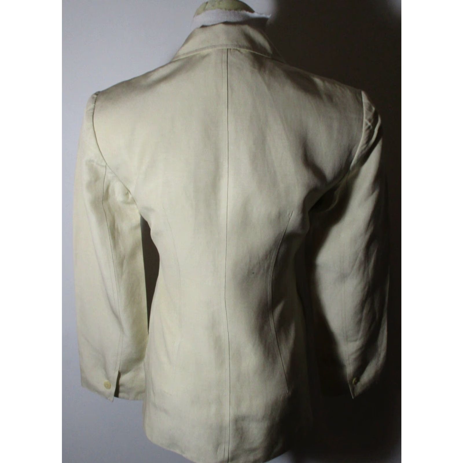 Vintage VINTAGE CLASSIQUES ENTIER Tan Silk & Linen Jacket XXS Women’s Solid Long Sleeve Short Jacket Tan Silk & Linen 2XS Classic Jacket Womens Size XXS / US 00 / IT 34 - 5 Thumbnail