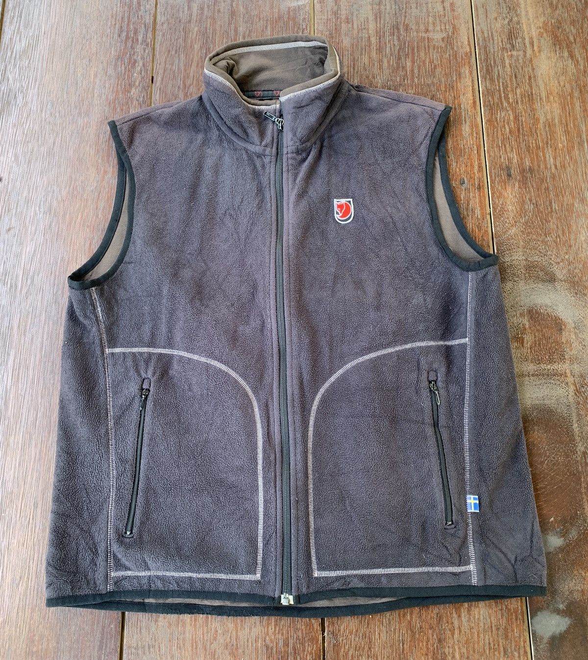 Fjallraven Fjallraven fleece outdoor vest jacket Size US L / EU 52-54 / 3 - 1 Thumbnail