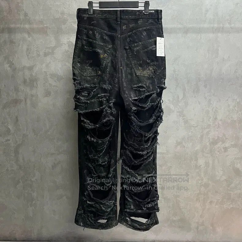 Balenciaga Balenciaga Distressed Straight Leg Jeans. Size US 26 / EU 42 - 2 Thumbnail